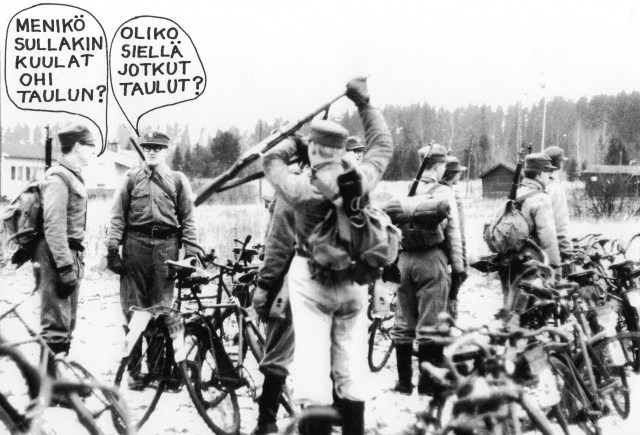 Taistelupari Aarniala-Helander ampumaharjoitusten jälkeen Korialla marraskuussa 1967