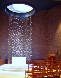 640px-MIT_Chapel,_Cambridge,_Massachusetts_-_interior