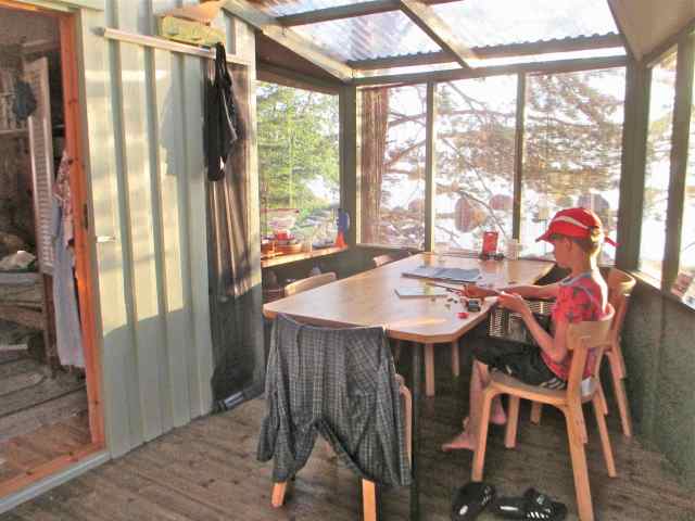 saunakuistiPöytä